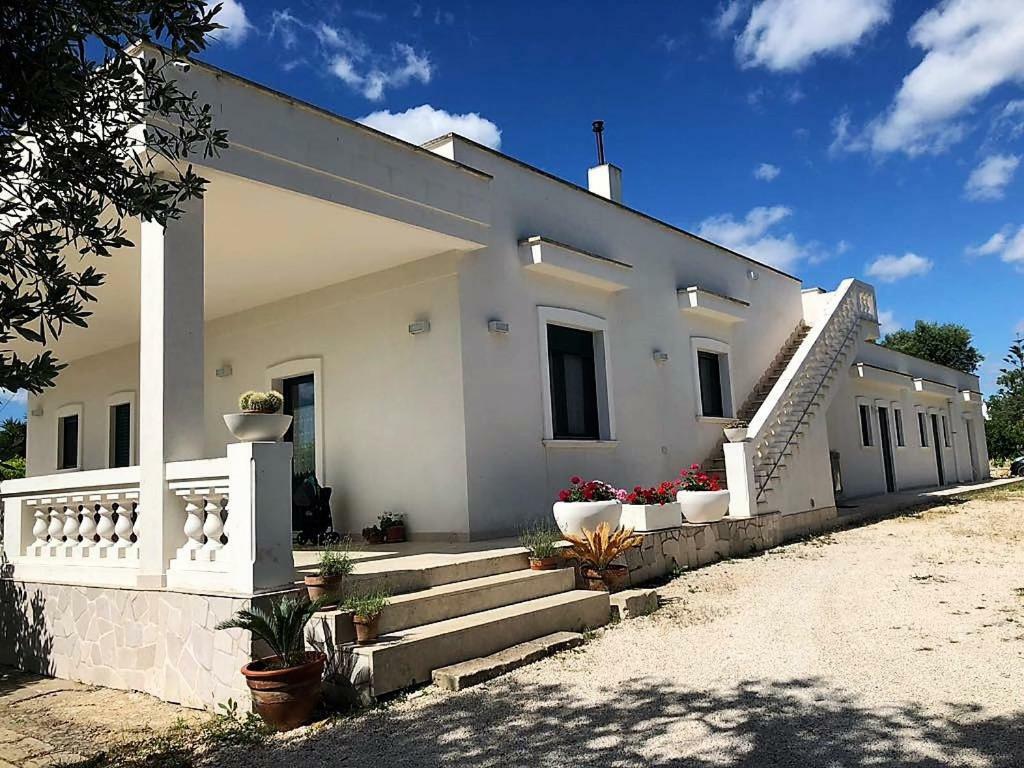 Le Stanze Di Casa Polinisso Guest House Carovigno Exterior photo
